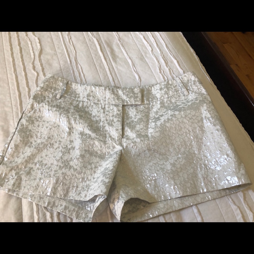 Kensie silver and white shorts (dress up or down)